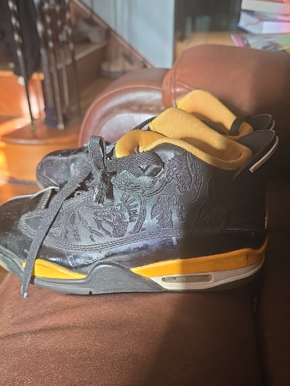 Jordan Kids Black and Yellow Sneakers